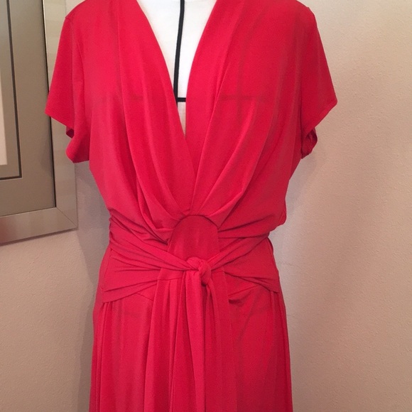 Michael Kors womens red semi formal maxi wrap dress. Size 2x - Picture 14 of 14